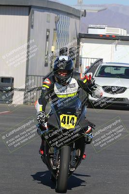 media/Oct-09-2022-SoCal Trackdays (Sun) [[95640aeeb6]]/Around the Pits/